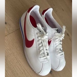 Nike Classic Cortez Women's Sneakers.  Size 9.